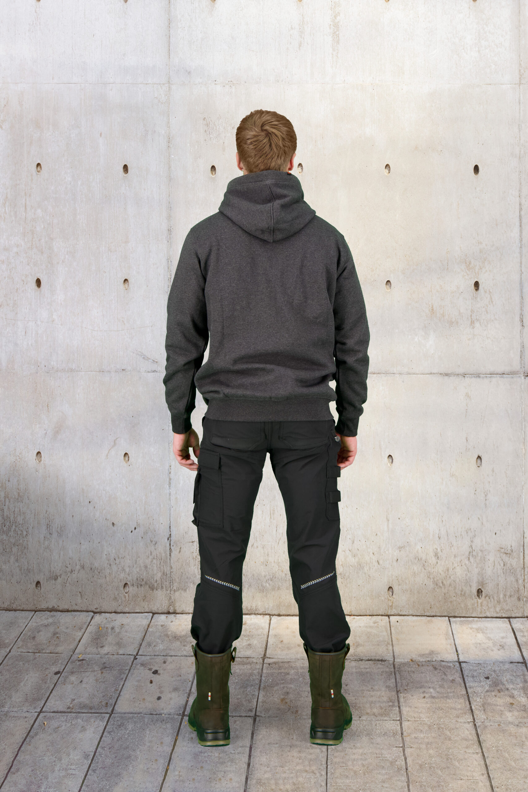 HALI SWEATER MIT KAPUZE – Bild 5